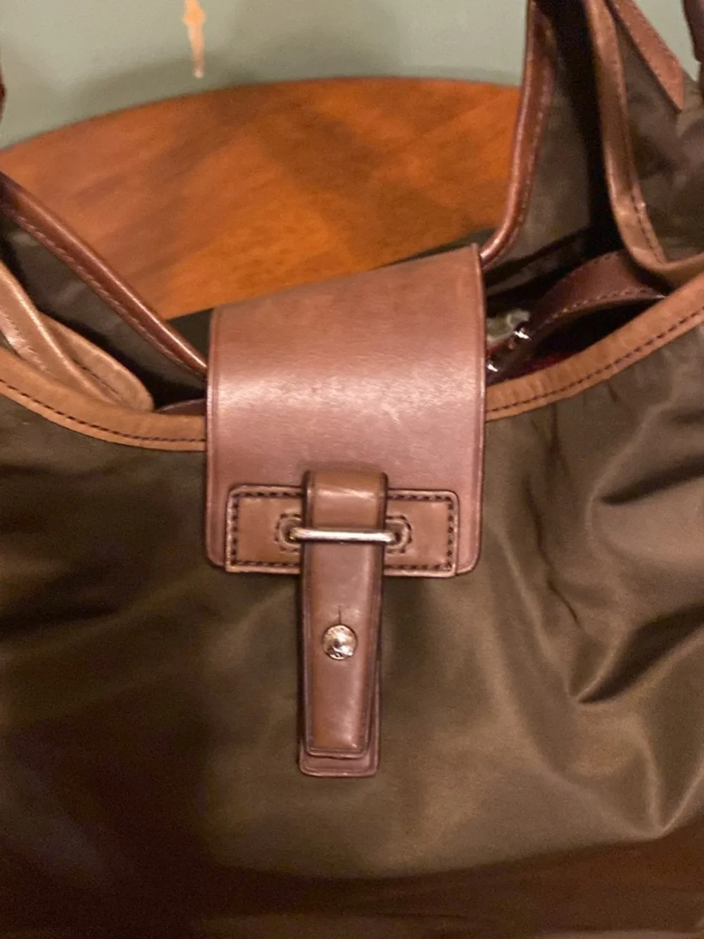 Tumi spacious shoulder